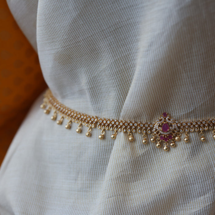 Heritage gold plated ruby white stone waistchain HW18637