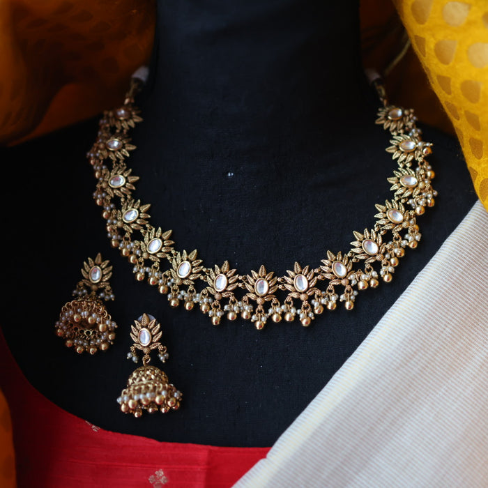 Antique gold short necklace with earrings G45576