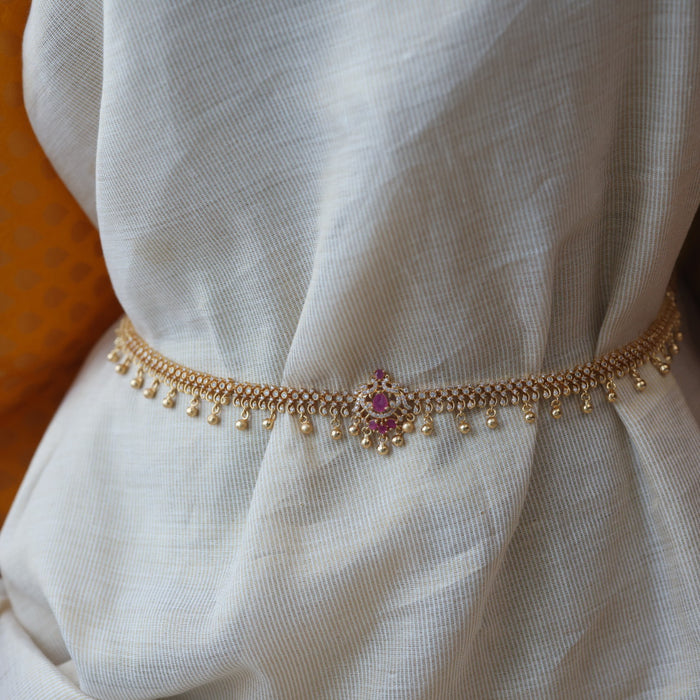 Heritage gold plated ruby white stone waistchain HW18637