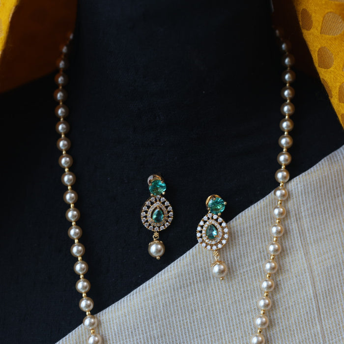 Padmini Heritage gold plated green stone pendant long necklace with earrings HL5321