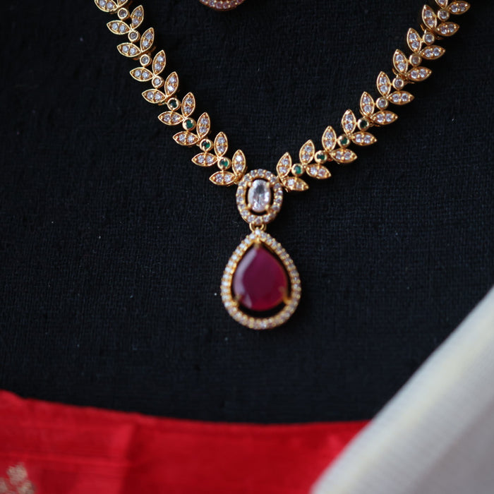 Heritage gold plated ruby white stone short necklace with earrings H9571