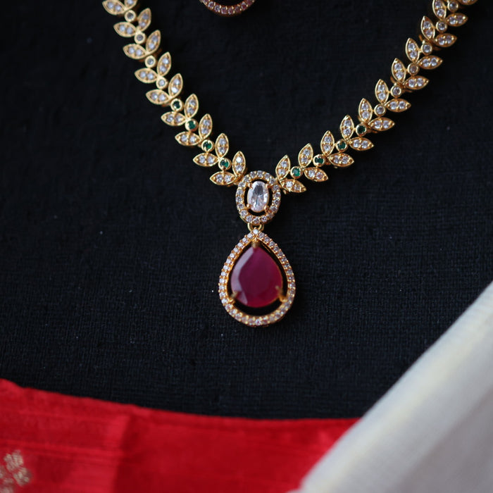 Heritage gold plated ruby white stone short necklace with earrings H9571