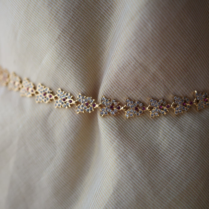 Heritage gold plated ruby white stone waistchain HW34134