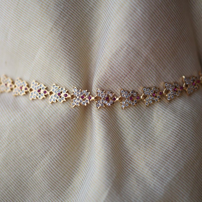Heritage gold plated ruby white stone waistchain HW34134