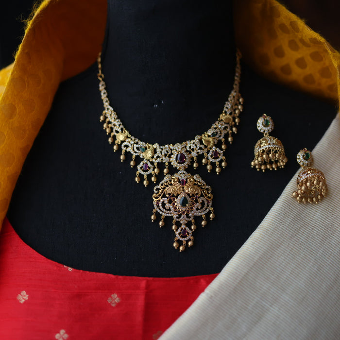 Antique short necklace with earrings S1B11023