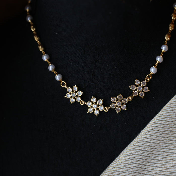 Heritage gold plated pearl short necklace H2212