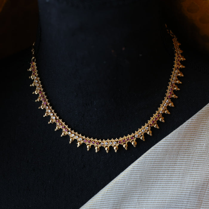 Heritage gold plated short necklace H2287