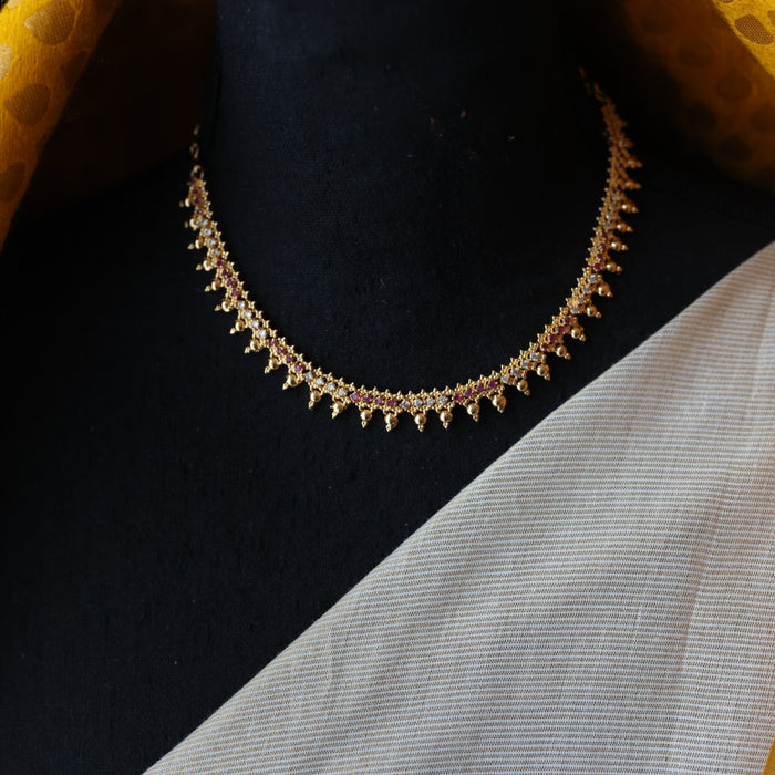 Heritage gold plated short necklace H2287