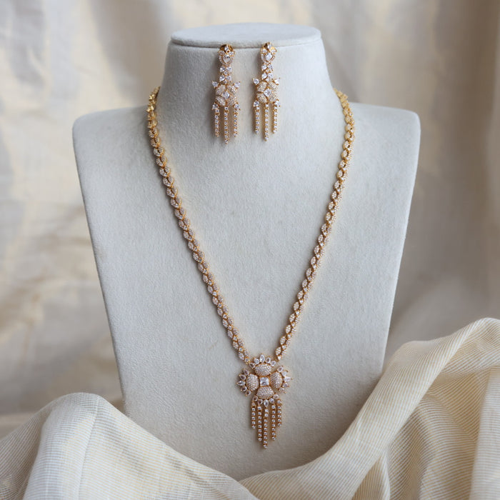 Heritage gold plated long necklace with earrings HL7582