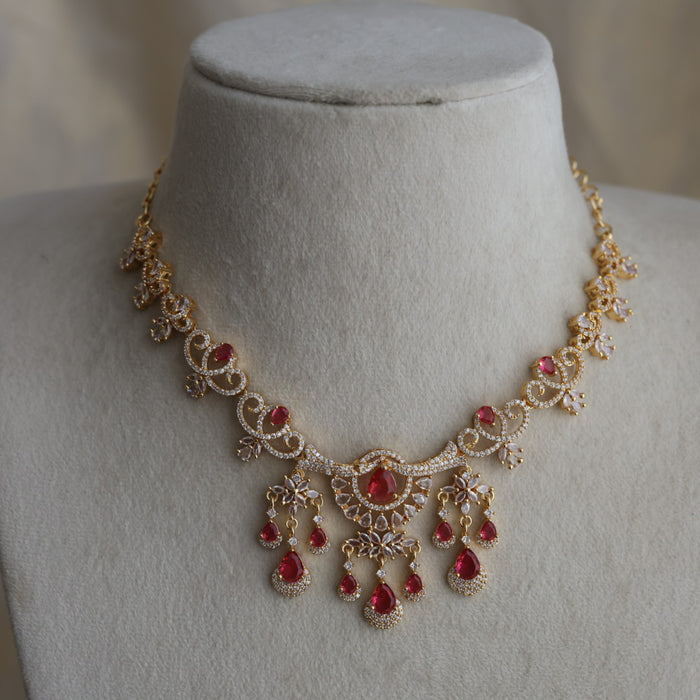Heritage gold plated ruby white stone short necklace H793