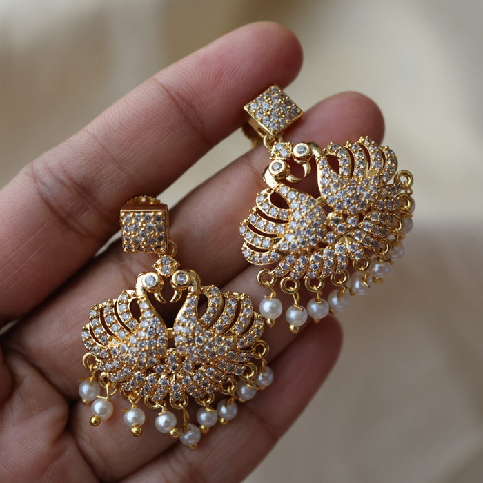 Heritage white stone drop earrings HD1046