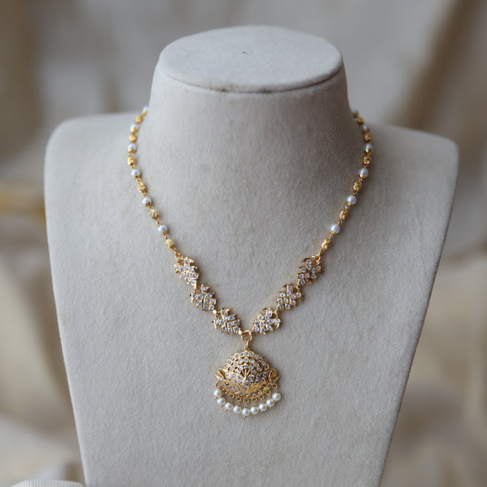 Heritage gold plated simple short necklace H346