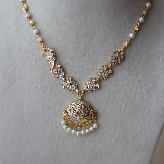 Heritage gold plated simple short necklace H346