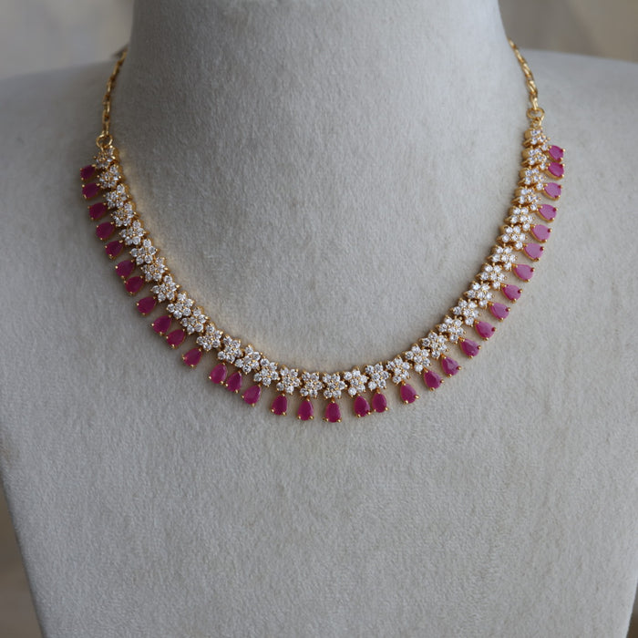 Heritage gold plated ruby white stone short necklace H7688