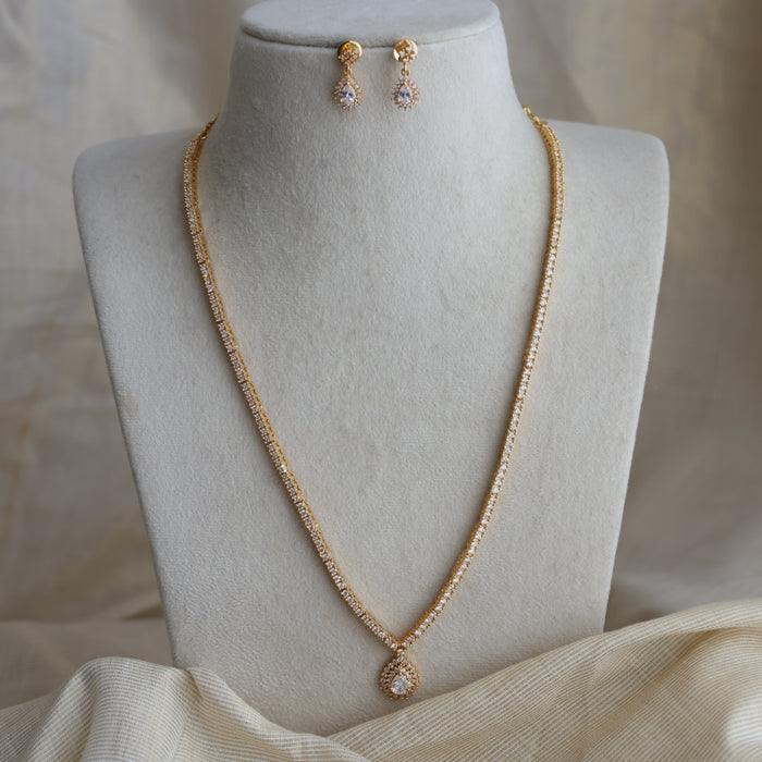 Heritage gold plated white stone long necklace with earrings H2221