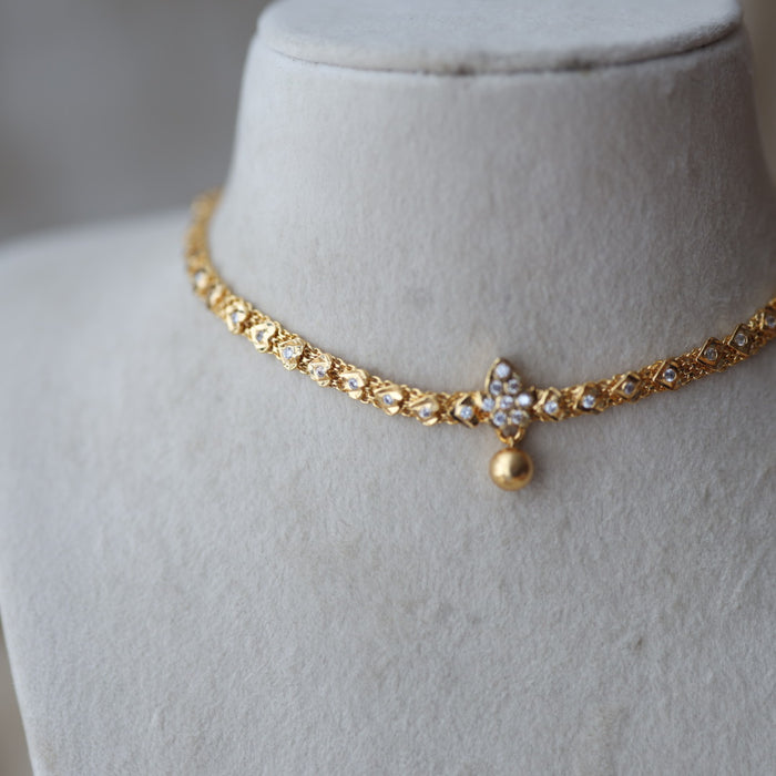 Heritage gold plated short necklace H7900