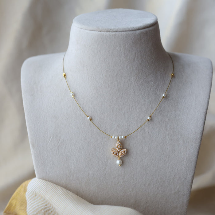 Heritage gold plated invisible short necklace IN9022