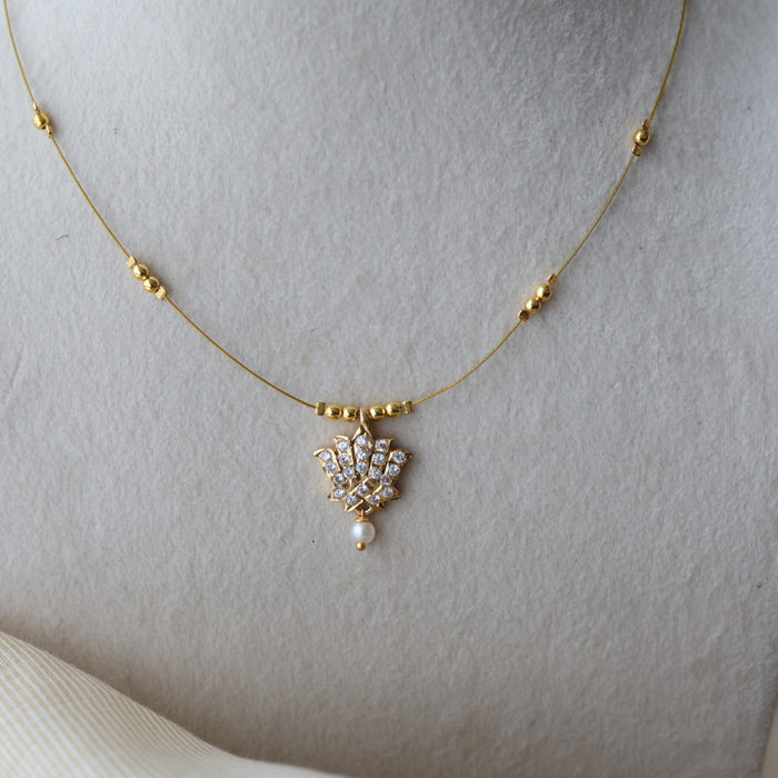 Heritage gold plated invisible short necklace IN9024