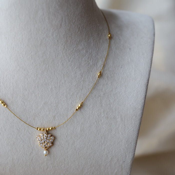 Heritage gold plated invisible short necklace IN9024