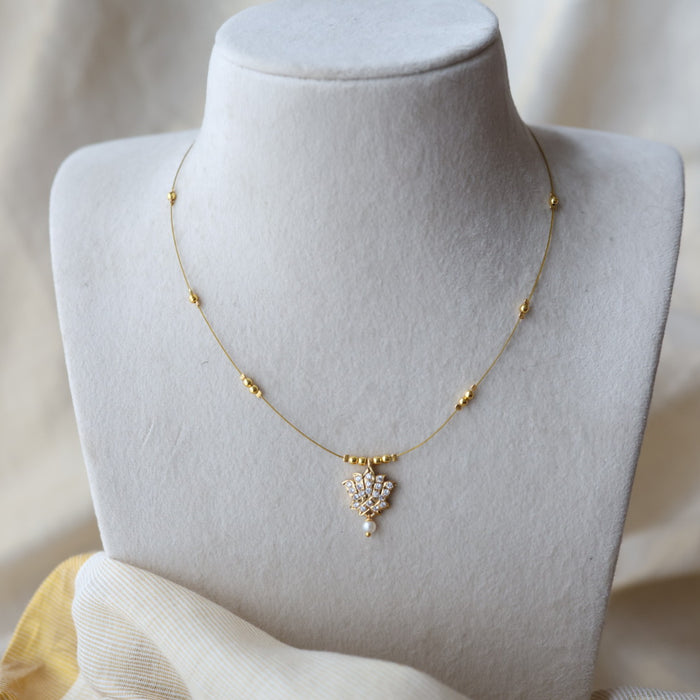 Heritage gold plated invisible short necklace IN9024