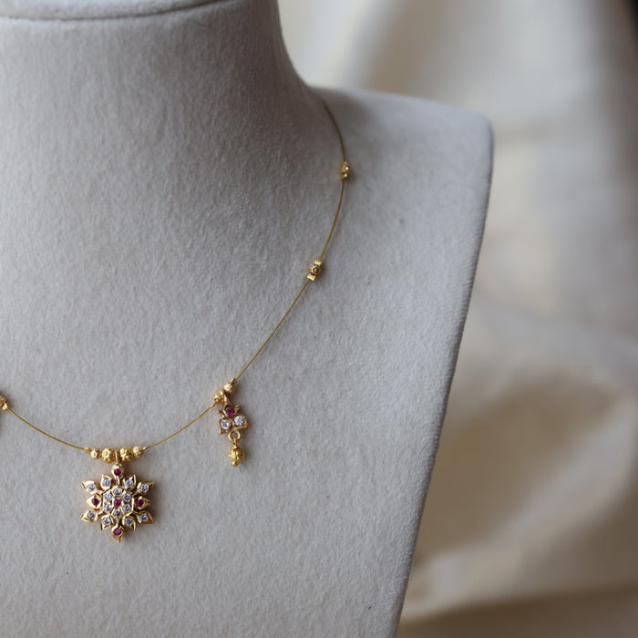 Heritage gold plated invisible short necklace IN90251