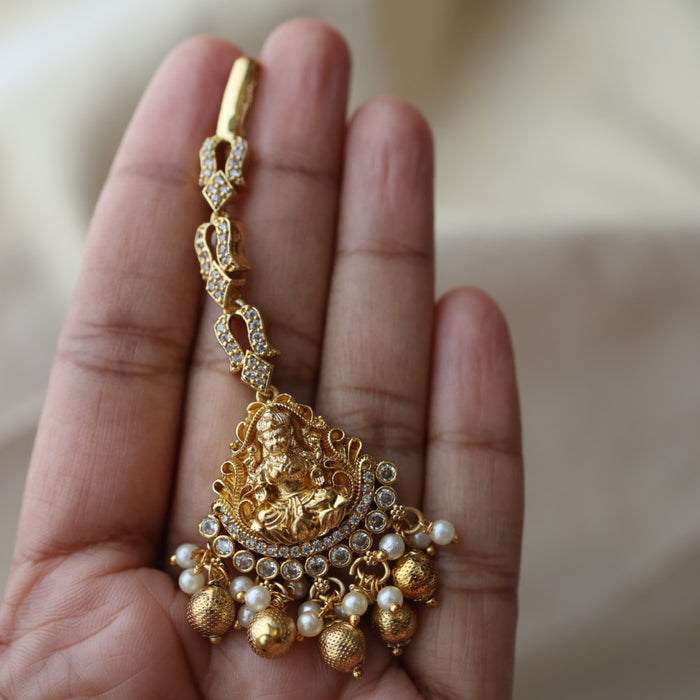 Antique temple design drop earrings and tikka AD2901