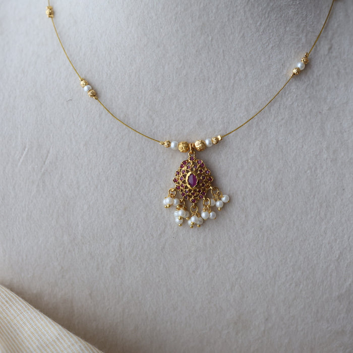 Antique ruby stone invisible short necklace IN9033