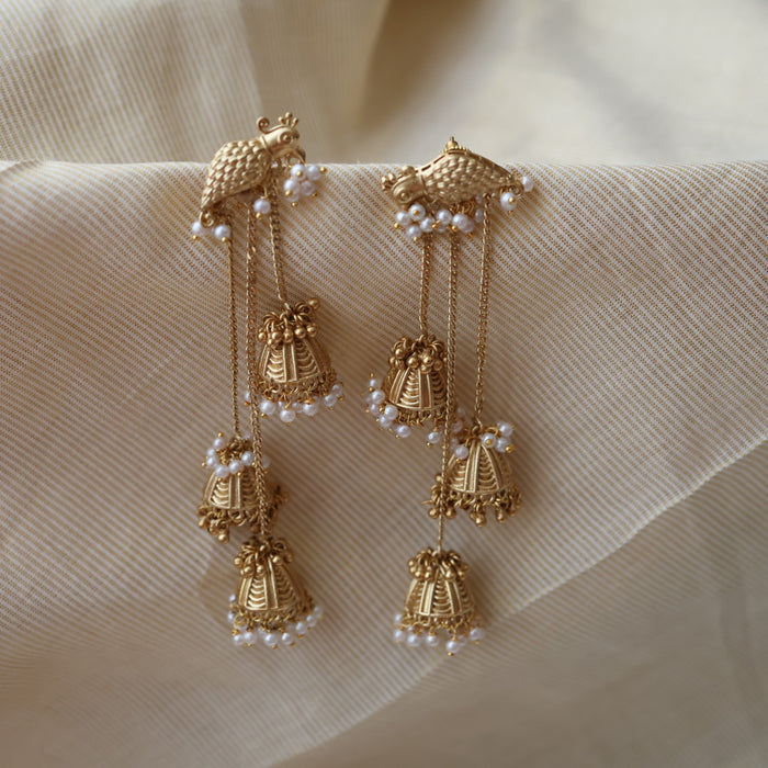 Antique parrot design drop earrings AD245