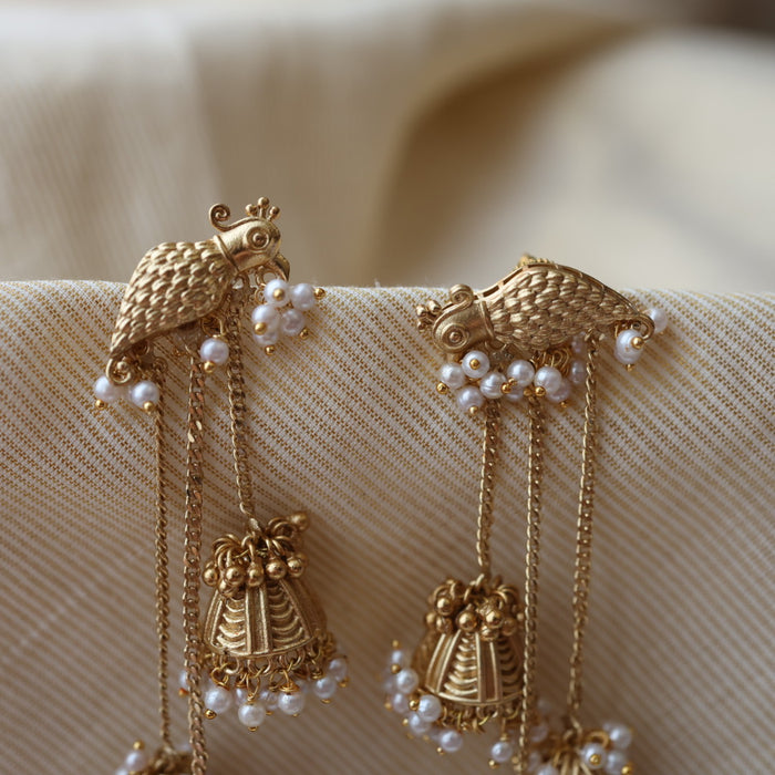 Antique parrot design drop earrings AD245