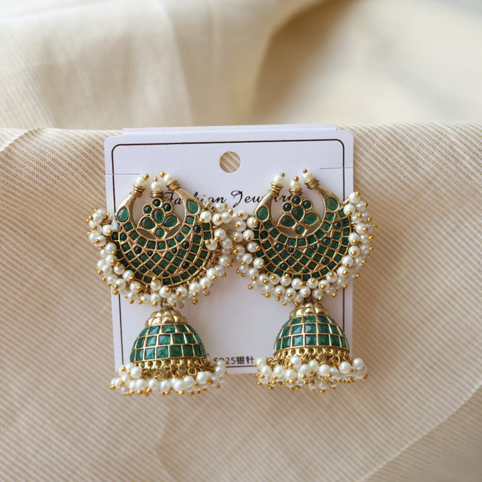 Antique green stone and pearl jumka earring AJ5466