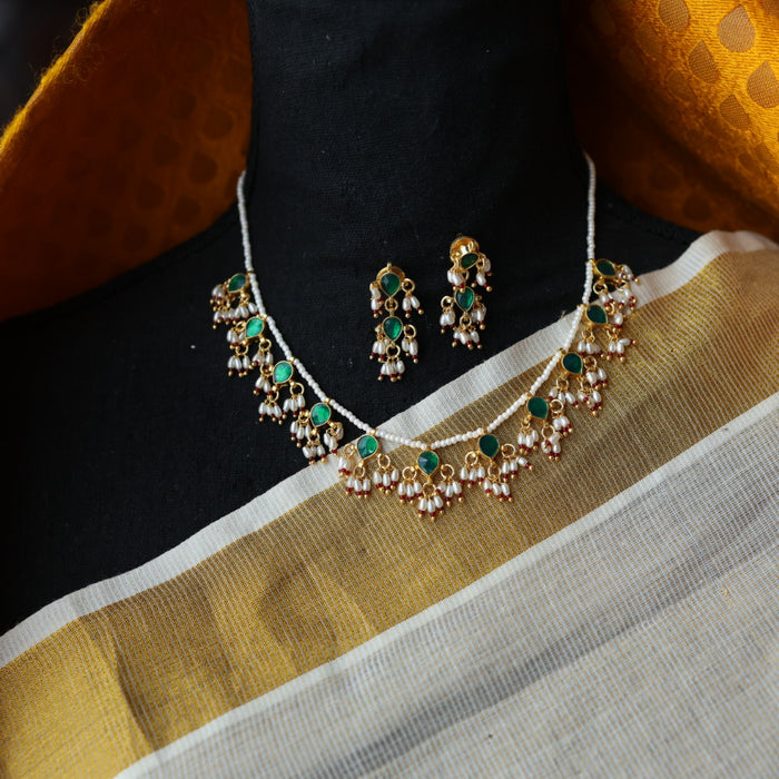 Invisible chain kundan stone short necklace with earrings IN108