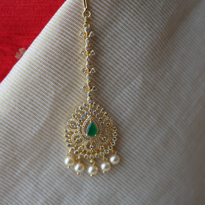 Heritage gold plated white and green stone tikka TH257