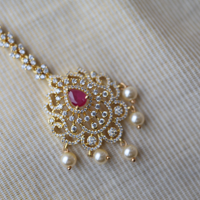 Heritage gold plated white and green stone tikka TH2112