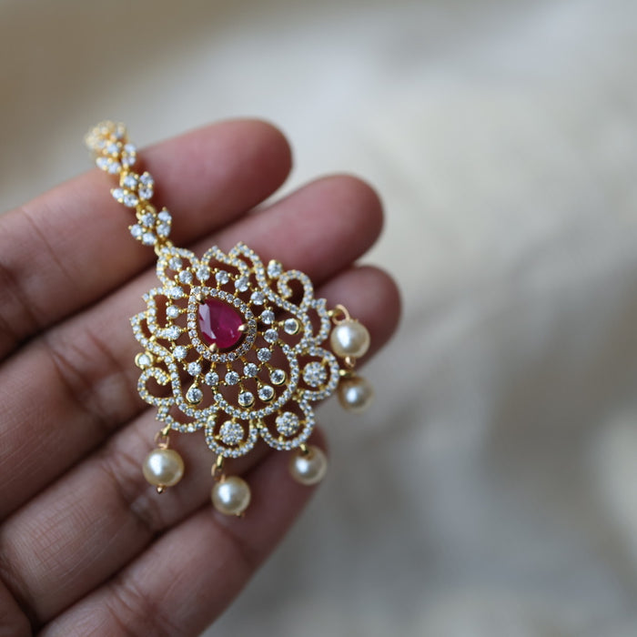 Heritage gold plated white and green stone tikka TH2112