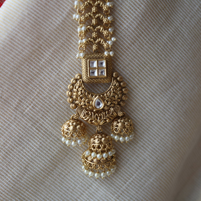 Antique gold and pearl design pearl tikka TA4778