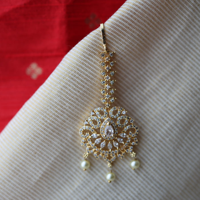 Heritage gold plated white stone maang tikka TH568