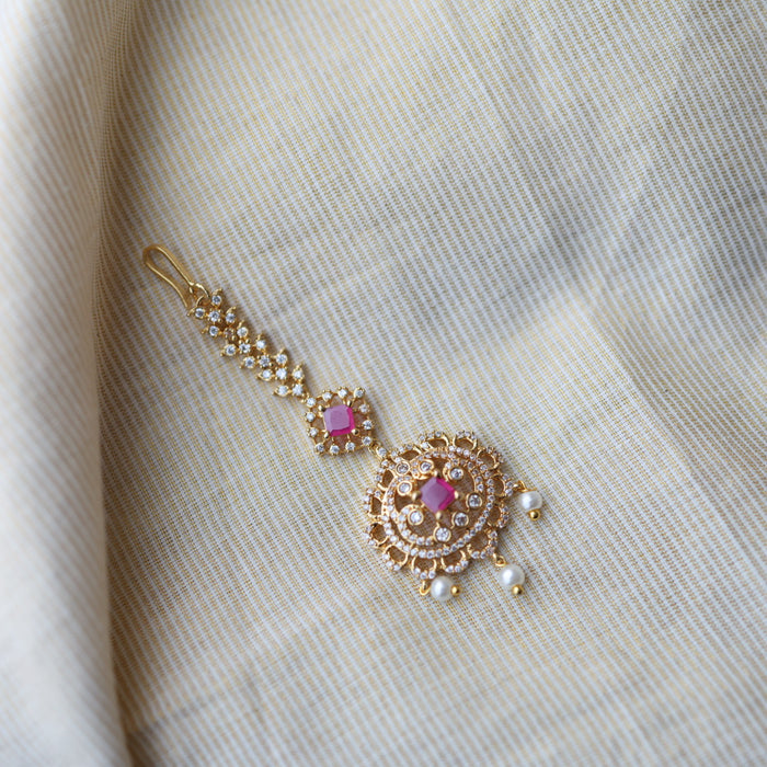 Heritage gold plated white and green stone tikka TH7865