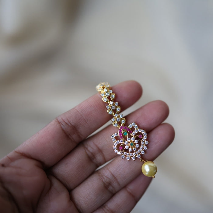 Heritage gold plated ruby white stone tikka TH3491
