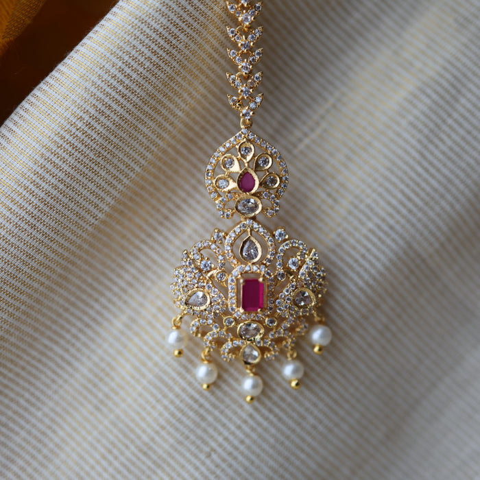 Heritage gold plated white and ruby stone tikka TH2899