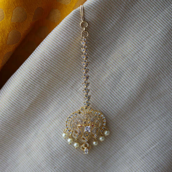 Heritage gold plated white stone tikka TH25778