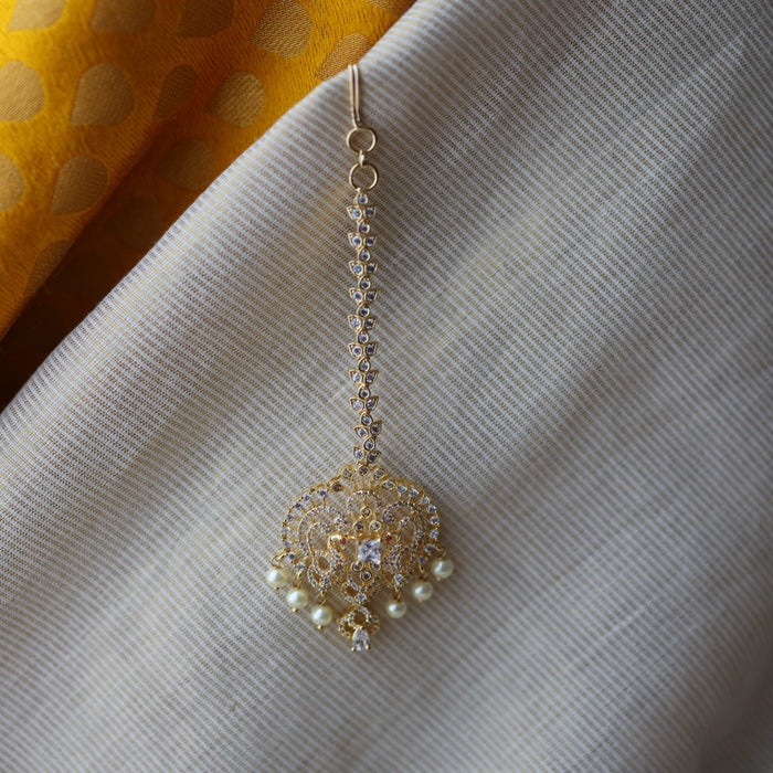 Heritage gold plated white stone tikka TH25778