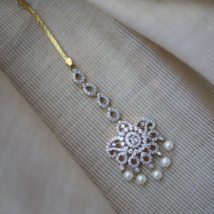 Heritage gold plated pearl maang tikka TH9199