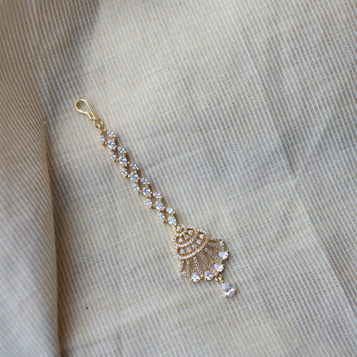 Heritage gold plated white stone tikka TH2433