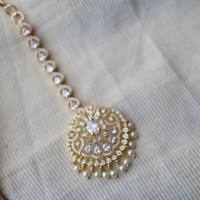 Heritage gold plated white stone tikka TH2245