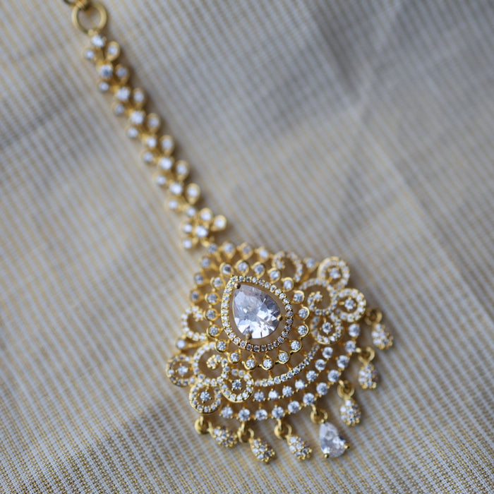 Heritage gold plated white stone tikka TH2112