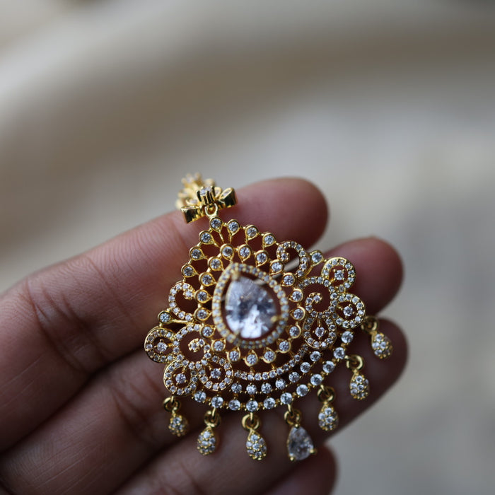 Heritage gold plated white stone tikka TH2112