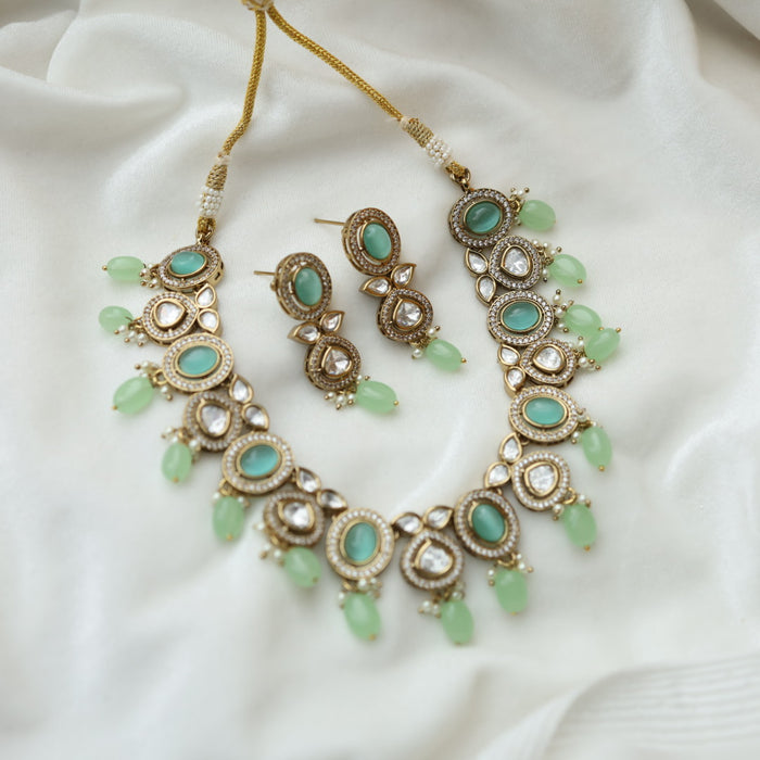 Trendy mint stone short necklace and earrings TM301