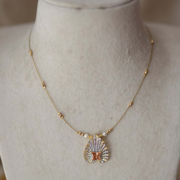Heritage gold plated invisible short necklace IN9089