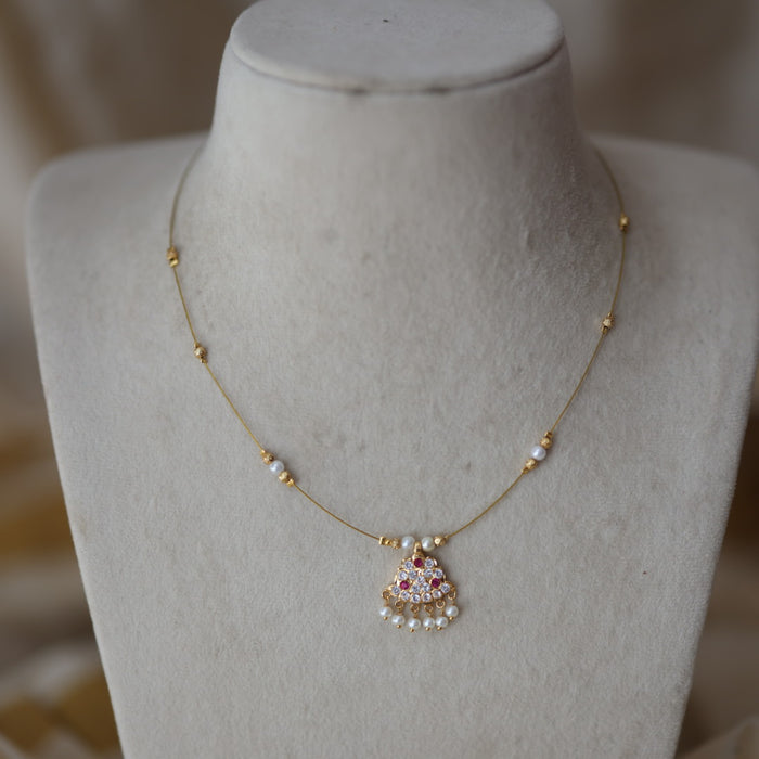 Heritage gold plated invisible short necklace IN90890