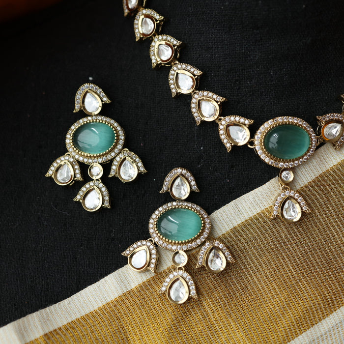 Trendy mint stone short necklace and earrings TM302